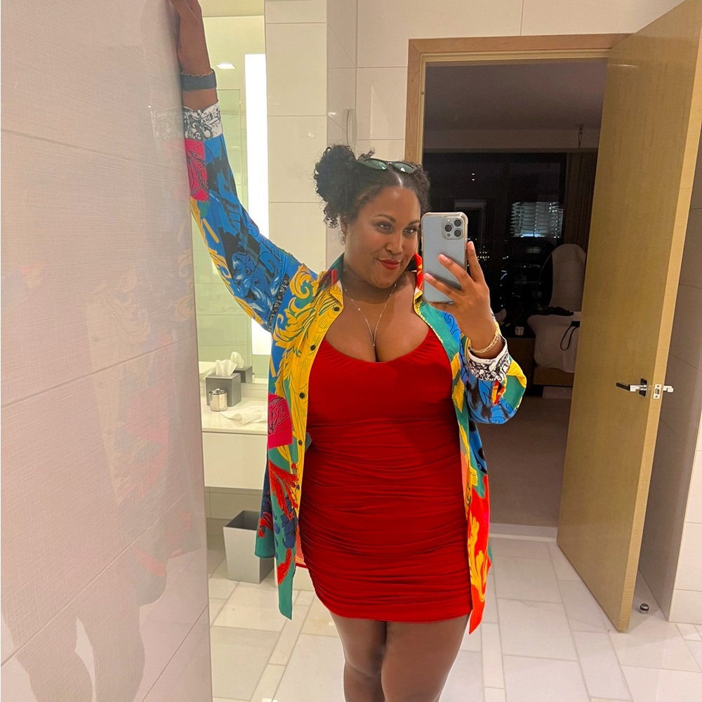 Nice stretchy red dress